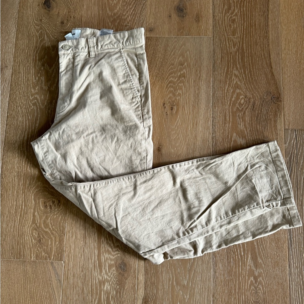 khaki pants H&M